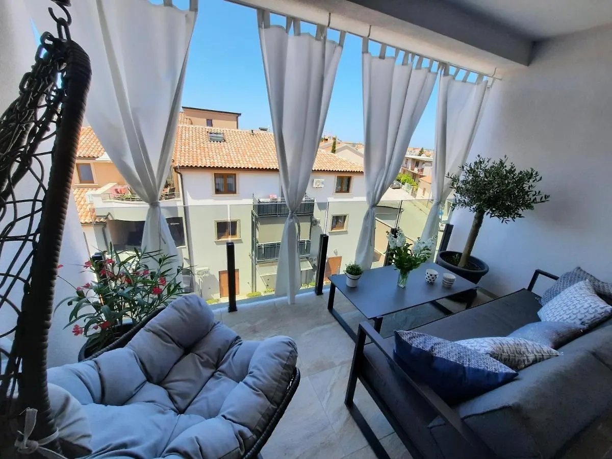 Apartman Enjoy Pula - New Apt With Terrace And Free Parking Garage Horvátország