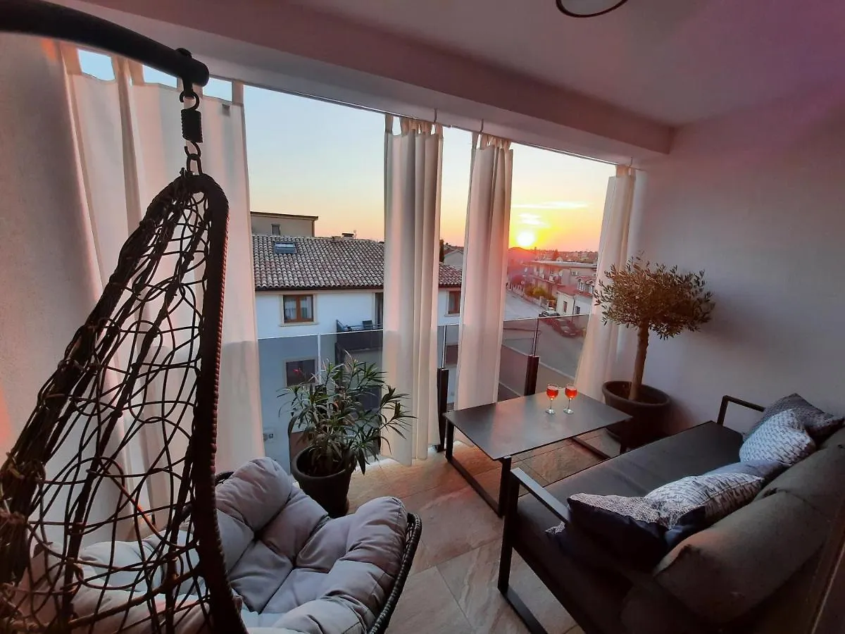 Enjoy Pula - New Apt With Terrace And Free Parking Garage